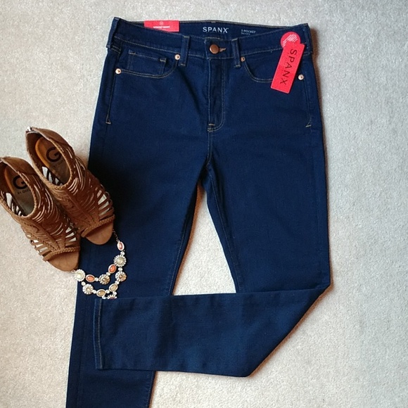 *Spanx 5-Pocket Skinny Jeans!!* - Picture 2 of 8